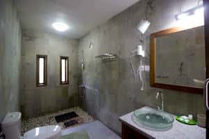 8749eb70d3534fac84ae67227ba1c956.jpg